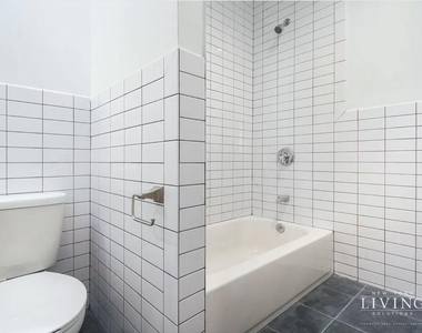 295 Wyckoff Avenue - Photo Thumbnail 5