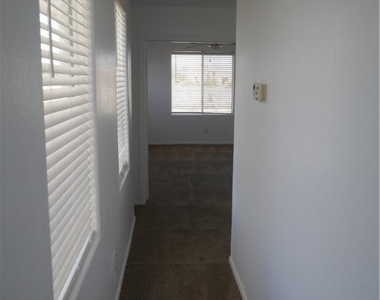 9332 Tango Moon Court - Photo Thumbnail 18