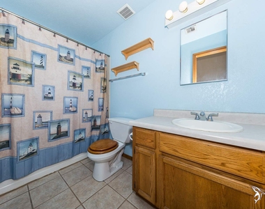 7406 E 26 St - Photo Thumbnail 12