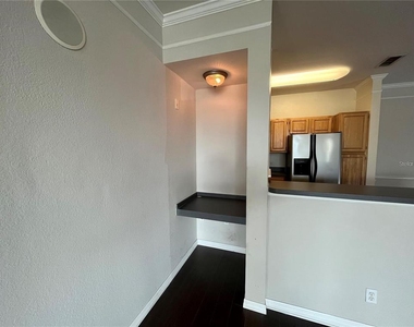 6412 Queens Borough Avenue - Photo Thumbnail 12
