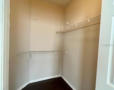 6412 Queens Borough Avenue - Photo Thumbnail 19
