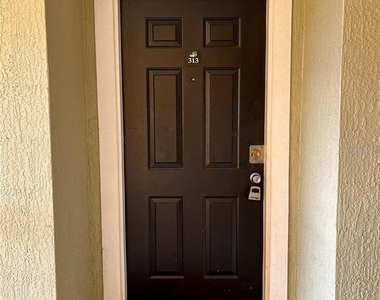 6412 Queens Borough Avenue - Photo Thumbnail 1