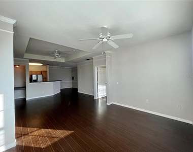 6412 Queens Borough Avenue - Photo Thumbnail 13