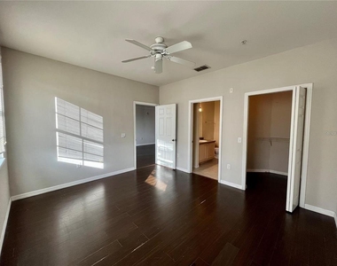 6412 Queens Borough Avenue - Photo Thumbnail 18