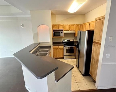 6412 Queens Borough Avenue - Photo Thumbnail 6