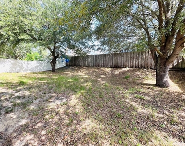 114 Winchester Lane - Photo Thumbnail 23