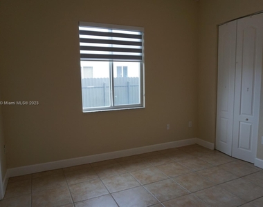 13162 Sw 191st Ter - Photo Thumbnail 15