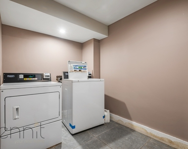 519 Herkimer Street - Photo Thumbnail 13