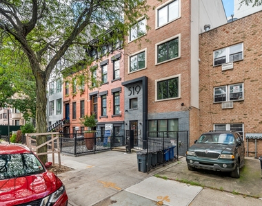 519 Herkimer Street - Photo Thumbnail 12