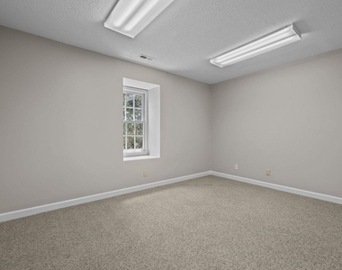 1428 Aversboro Road - Photo Thumbnail 6