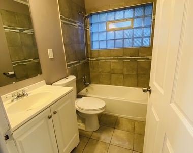 15250 Ridgeway Avenue - Photo Thumbnail 4