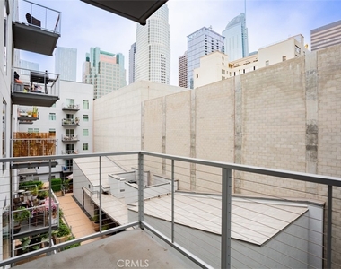 645 W 9th Street - Photo Thumbnail 26