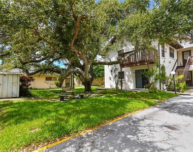 8423 Seminole Boulevard - Photo Thumbnail 48