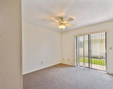 8423 Seminole Boulevard - Photo Thumbnail 43