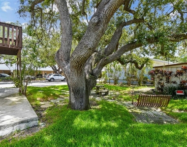 8423 Seminole Boulevard - Photo Thumbnail 51