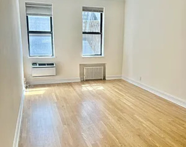 West 68th Street - Photo Thumbnail 1