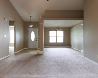 4002 Elkhorn Way - Photo Thumbnail 4