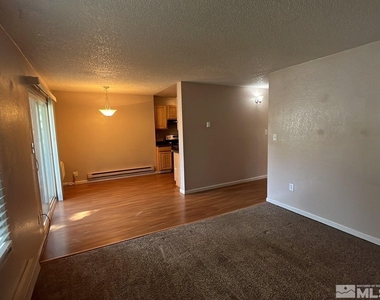 3942 Clear Acre Ln Apt 241 - Photo Thumbnail 4