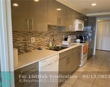 5100 N Ocean Blvd - Photo Thumbnail 8