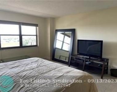 5100 N Ocean Blvd - Photo Thumbnail 16