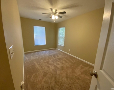 11710 Mezzanine Drive - Photo Thumbnail 12