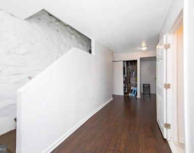 5449 Delancey St - Photo Thumbnail 18