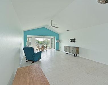 709 Estuary Drive - Photo Thumbnail 6