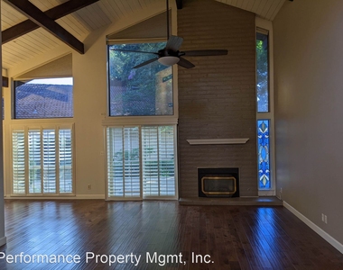 5516 N El Adobe Dr - Photo Thumbnail 8