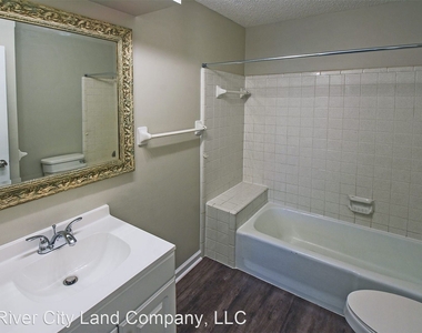 6951 Briarhill Drive - Photo Thumbnail 12