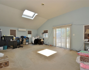 1358 Nelson Avenue - Photo Thumbnail 14