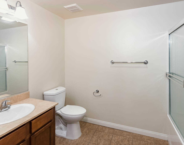 918 S. Oxford Ave - Photo Thumbnail 12