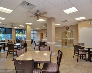 305 N Pompano Beach Blvd - Photo Thumbnail 29