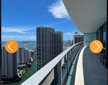 200 Biscayne Boulevard Way - Photo Thumbnail 8