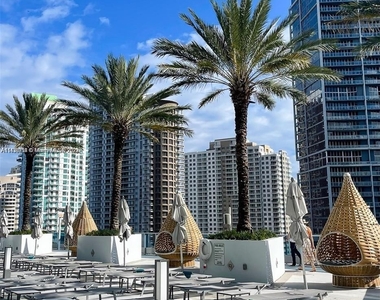 200 Biscayne Boulevard Way - Photo Thumbnail 22