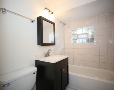 7701 Melvina Avenue - Photo Thumbnail 14