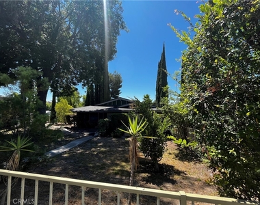 3360 E Sierra Madre Boulevard - Photo Thumbnail 18