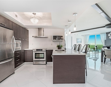 250 Sunny Isles Blvd - Photo Thumbnail 4