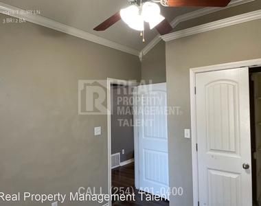 10416 T Bury Ln - Photo Thumbnail 12