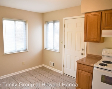 1171 Sanborn Place - Photo Thumbnail 3