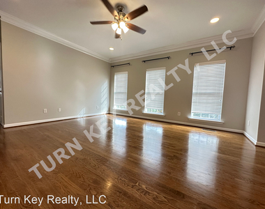 6320 Red Hawk Circle - Photo Thumbnail 2