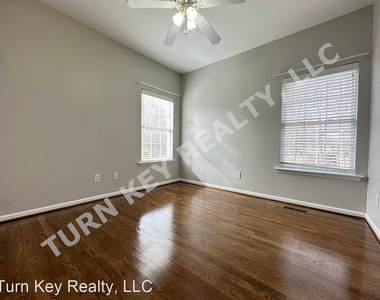 6320 Red Hawk Circle - Photo Thumbnail 6