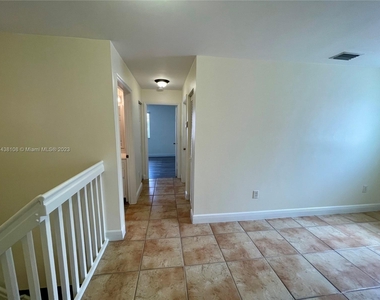 16414 Sw 73rd Ln - Photo Thumbnail 9