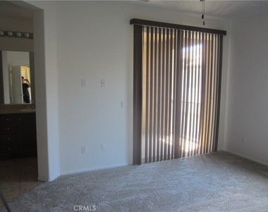 27940 Avalon Drive - Photo Thumbnail 20