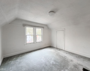 3239 N. Leavitt, Unit 5 - Photo Thumbnail 18