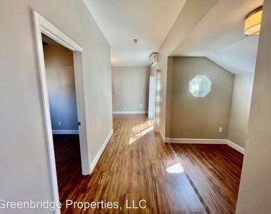 3925 N Albina Ave - Photo Thumbnail 12