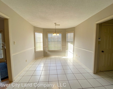 8294 Floral Springs Dr. - Photo Thumbnail 11