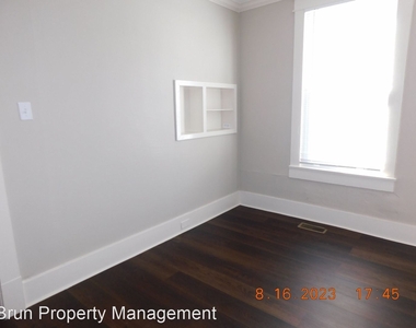 2927 Dempster St. - Photo Thumbnail 33