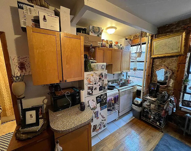 202 East 7th Street - Photo Thumbnail 2