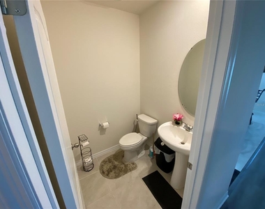 117 Juniper Way - Photo Thumbnail 4