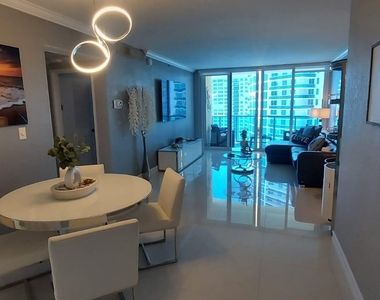 2501 S Ocean Dr - Photo Thumbnail 19